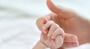 Presidente Piñera promulga ley que extiende postnatal de emergencia