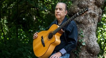 El cantautor catalán Lluís Lozano se presentará en concierto en el Centro de Extensión Duoc UC Sede Valparaíso